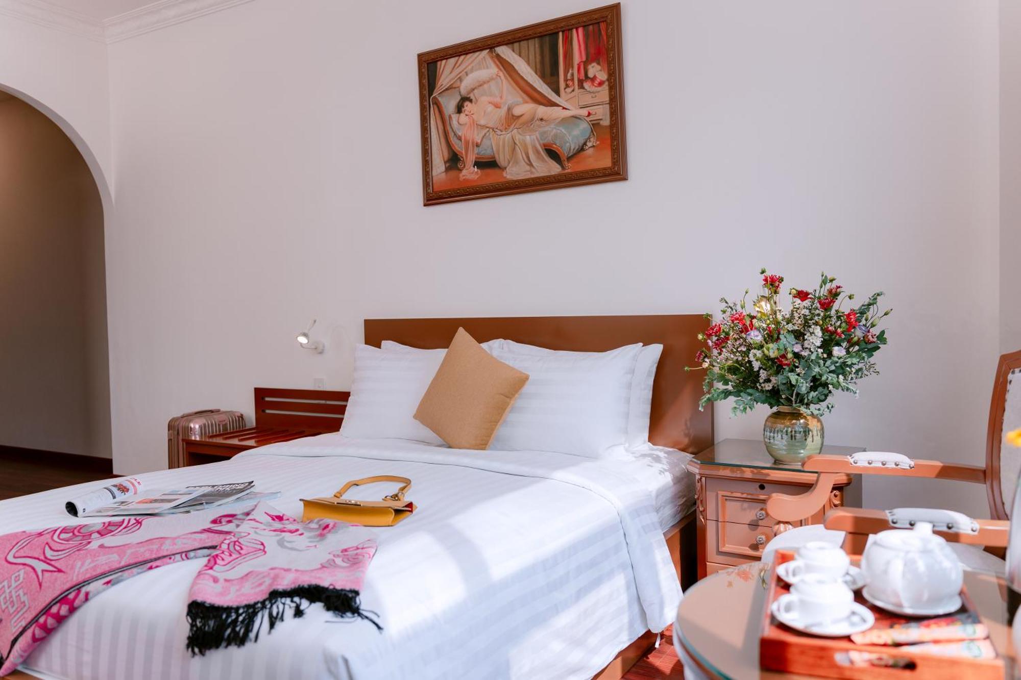 Dahlialand Saigon Hotel & Swimming Pool - Ben Thanh Market, District 1 Хошимин Екстериор снимка
