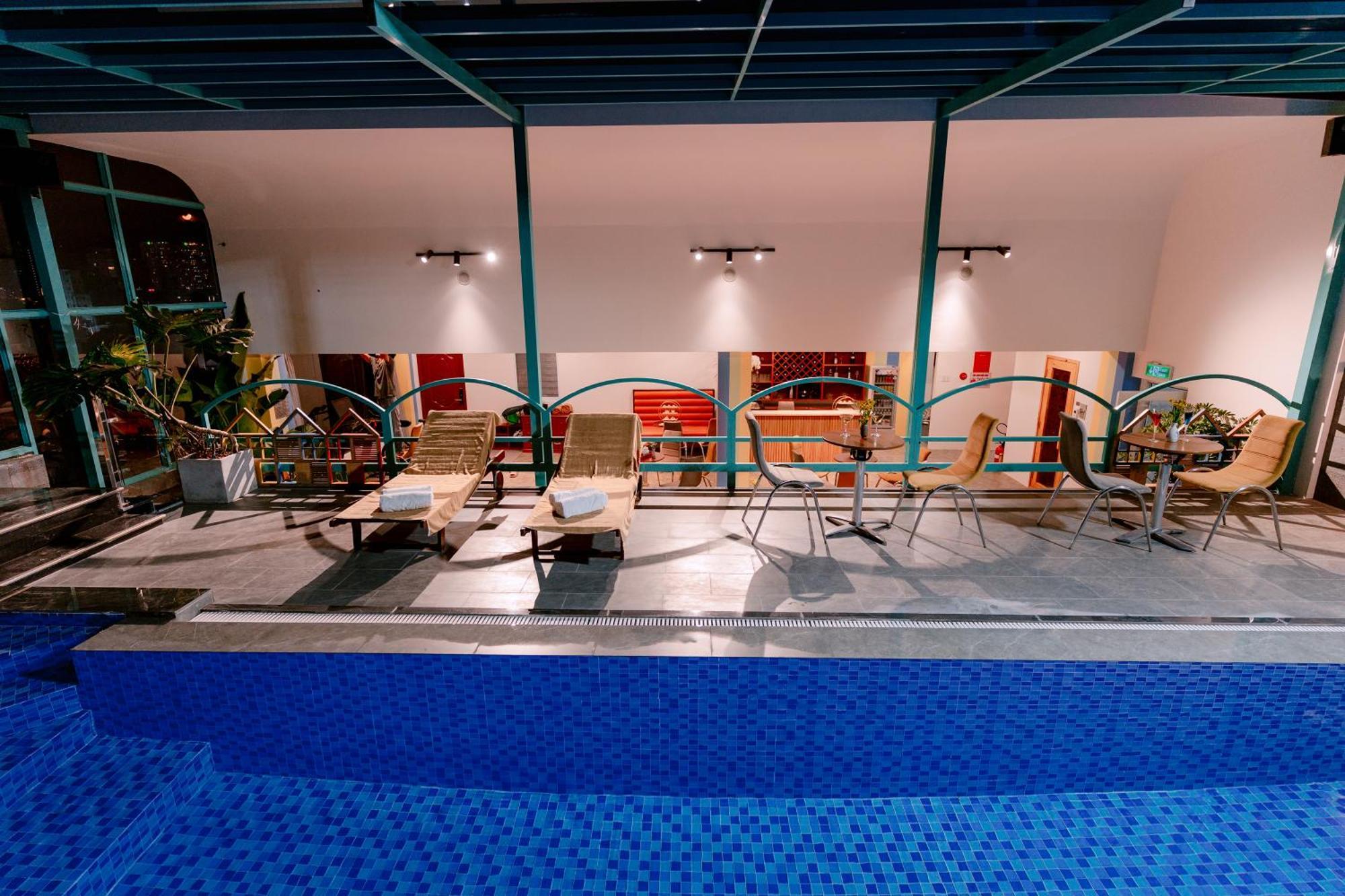 Dahlialand Saigon Hotel & Swimming Pool - Ben Thanh Market, District 1 Хошимин Екстериор снимка