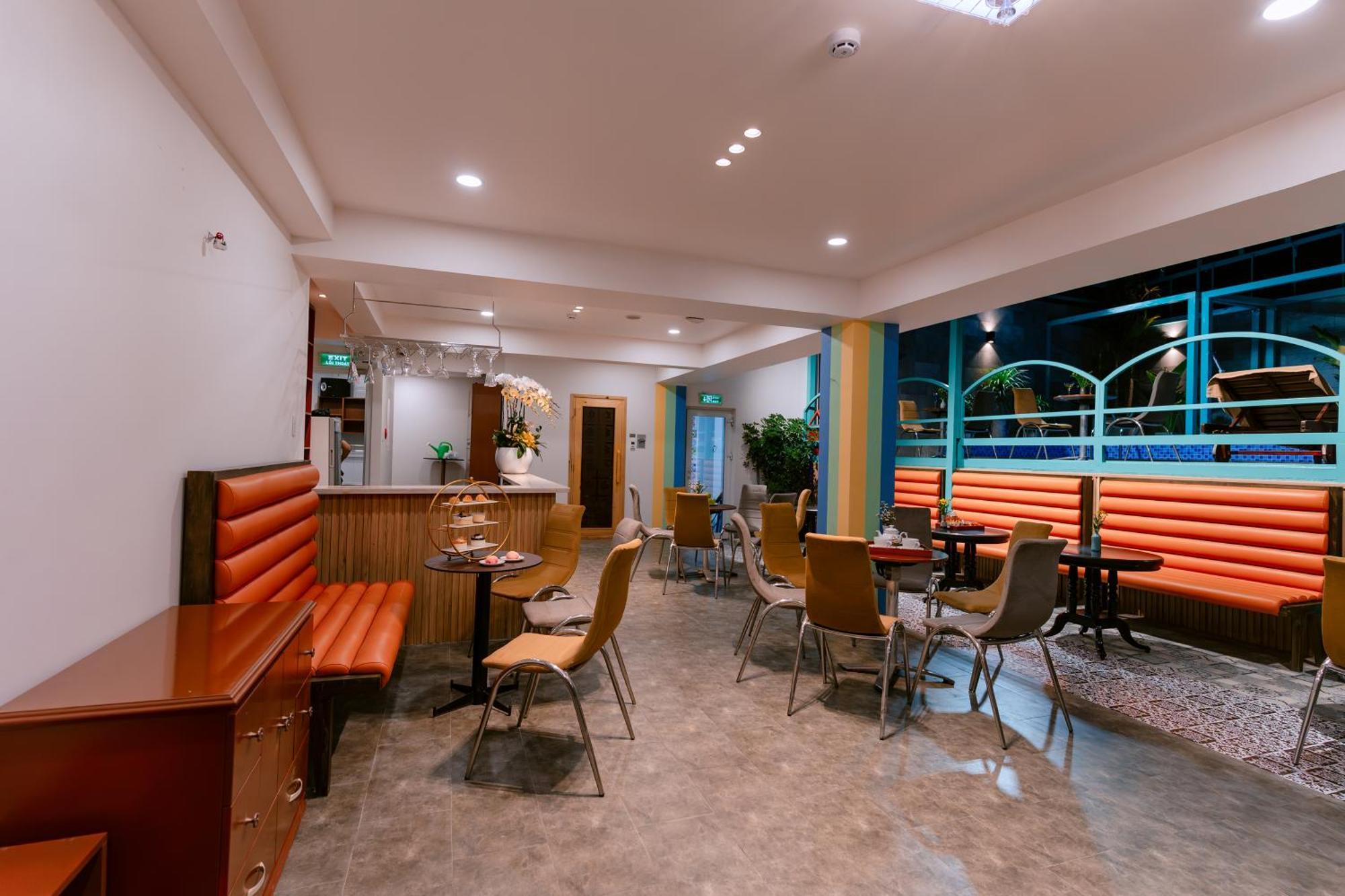 Dahlialand Saigon Hotel & Swimming Pool - Ben Thanh Market, District 1 Хошимин Екстериор снимка