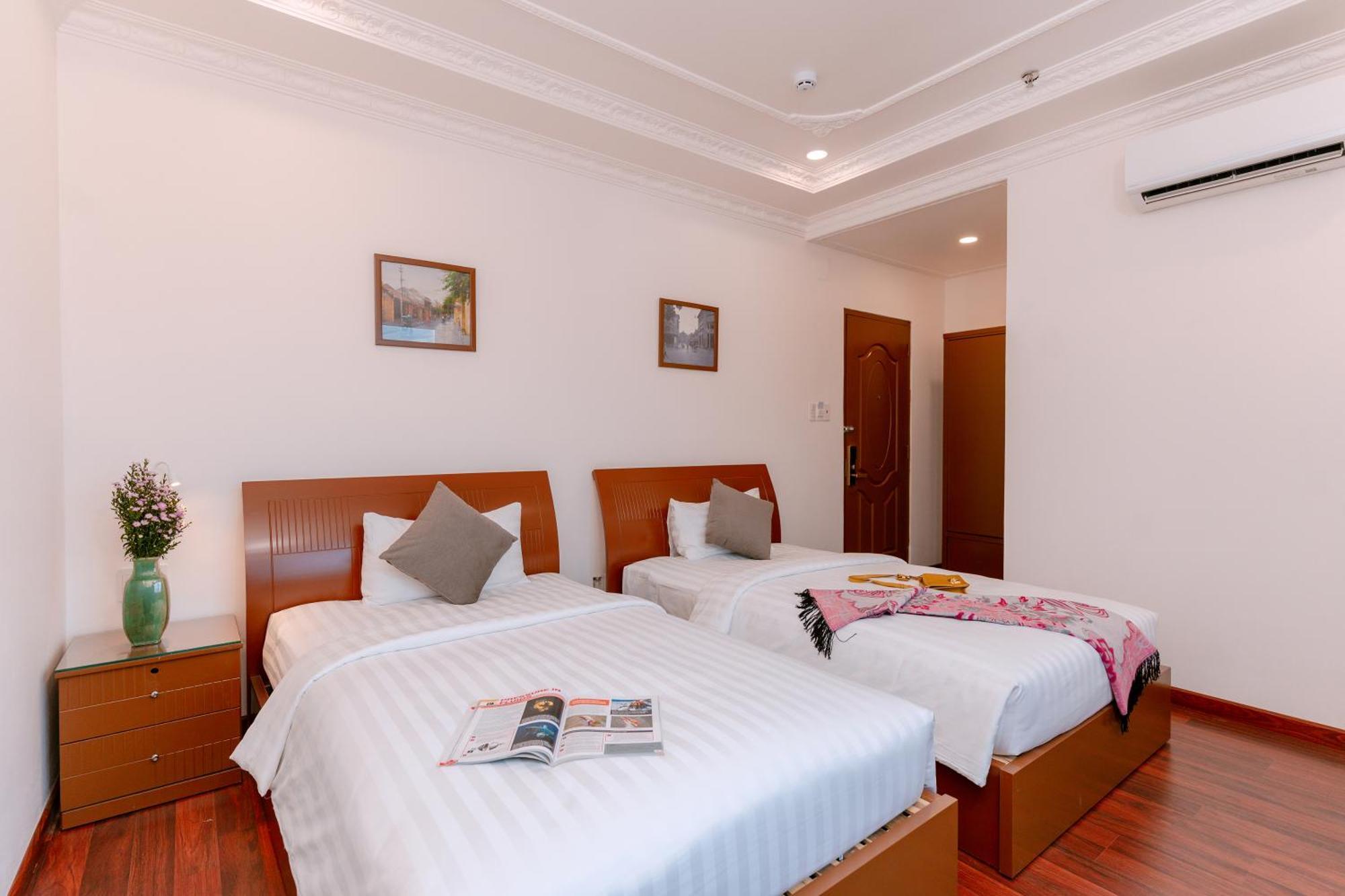 Dahlialand Saigon Hotel & Swimming Pool - Ben Thanh Market, District 1 Хошимин Екстериор снимка