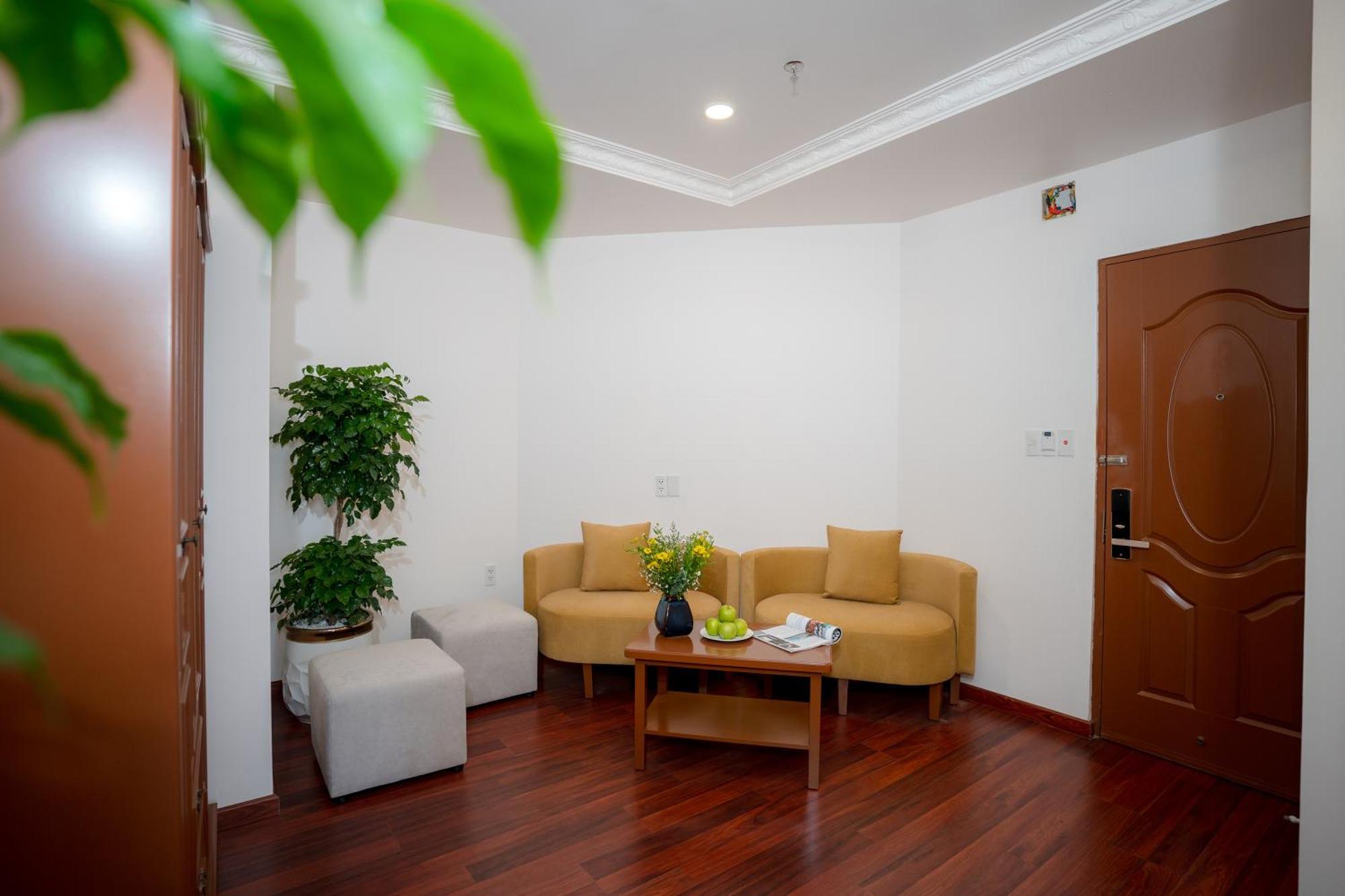 Dahlialand Saigon Hotel & Swimming Pool - Ben Thanh Market, District 1 Хошимин Екстериор снимка