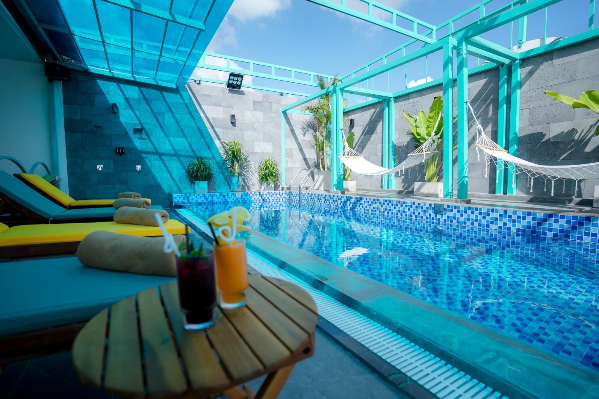 Dahlialand Saigon Hotel & Swimming Pool - Ben Thanh Market, District 1 Хошимин Екстериор снимка